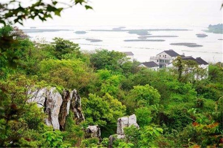 [苏州太湖三山岛野外拓展基地]+户外徒步一日活动