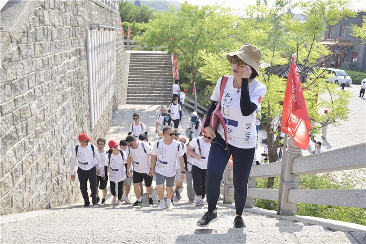 [苏州莫干山景区]-野外拓展定向穿越一日团建活动